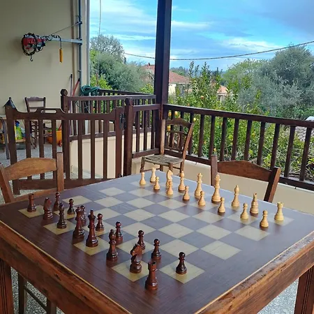 Nyaraló Spartan Antonis' House
