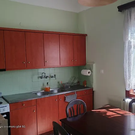 Spartan Antonis' House Дом отдыха Спарта